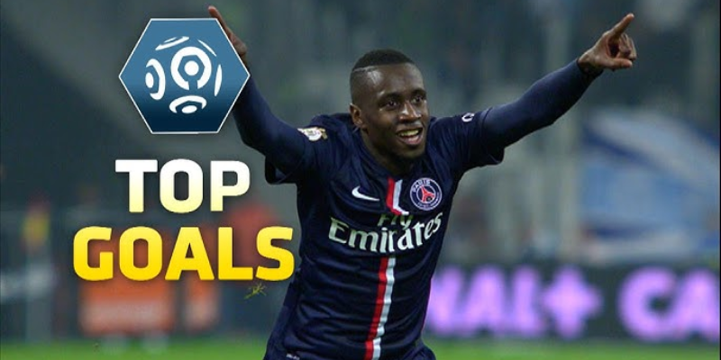 What makes a top center back in Ligue 1 in 2025